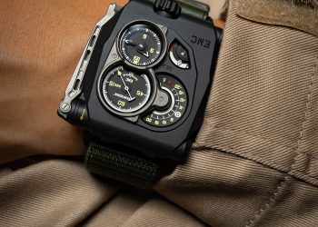 Urwerk EMC SR-71: Philosophy of Excellence from the Skies to your Wrist