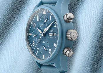 IWC presenta un azul veraniego para el Pilot’s Chronograph   