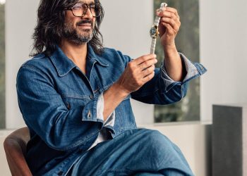 Rado Diastar Original x Tej Chauhan, el momento estelar de un icono futurista