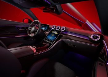 Mercedes-AMG CLE 53 4MATIC+: el puente entre poder y elegancia