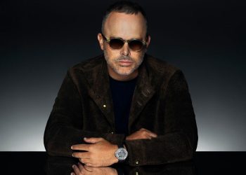 Hublot revela el MP-17 Meca-10 Arsham Splash Titanio Zafiro