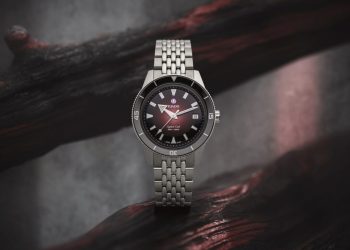 Rado Captain Cook Automatic, en ‘degradé’ burdeos
