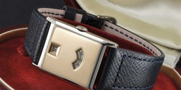 Audemars Piguet presenta el elegante Neo Frame Horas Saltantes