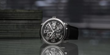 Arnold & Son presenta el Nebula 40 Steel en dos versiones: negra y dorada