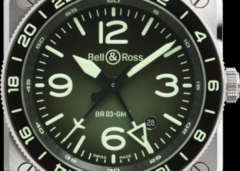 Bell & Ross ilumina el GMT con el BR-03 Green Lum