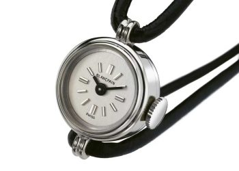 Blancpain presenta el Lady B, heredero del movimiento más pequeño de la historia