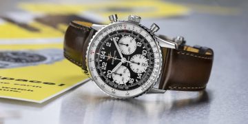 Breitling suma dos Navitimer de cuerda manual a su colección permanente